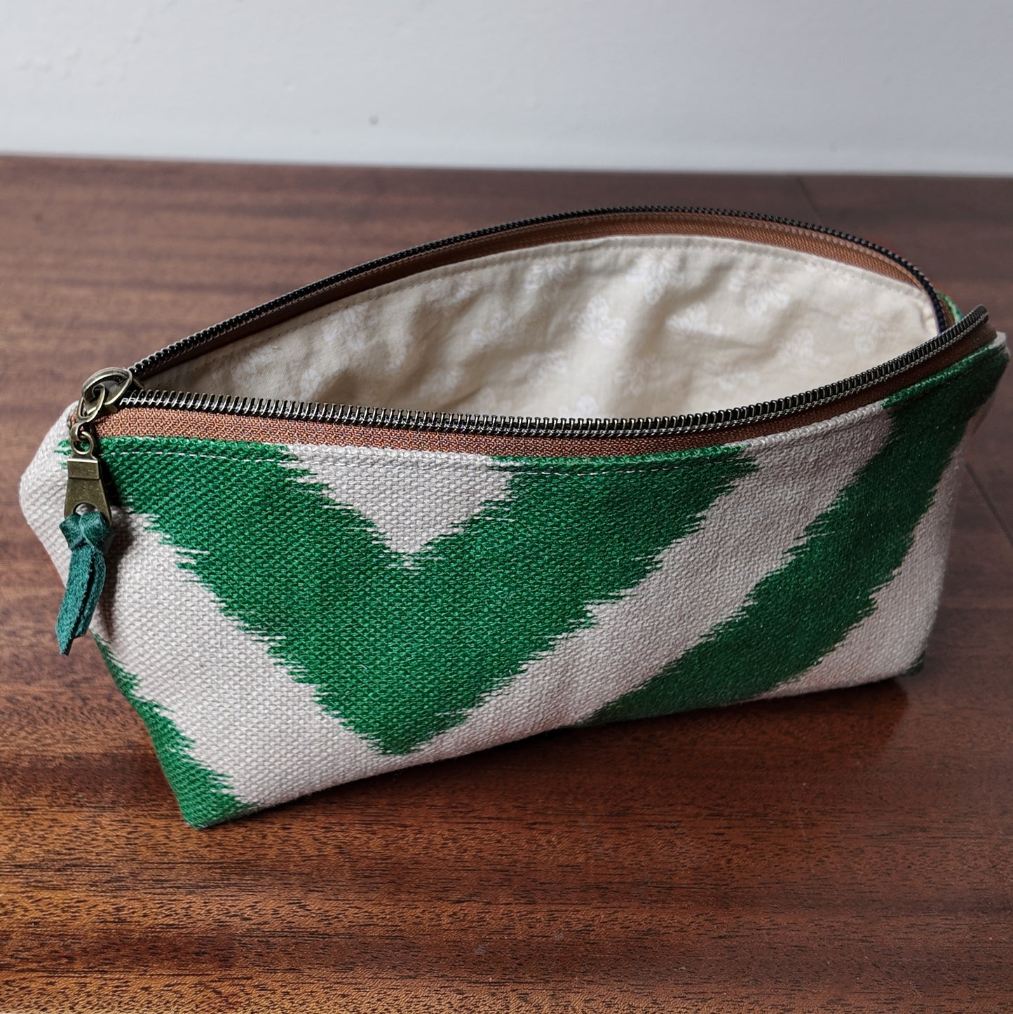 Green Zig Zag Pouch - Upcycled - OOAK
