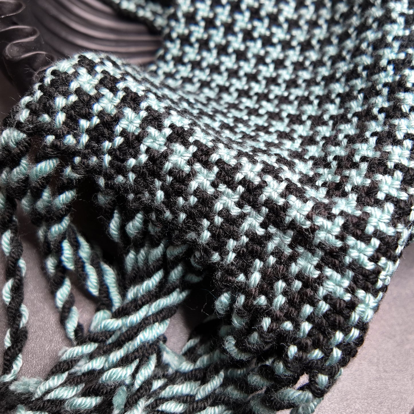 ❖ Mint Green and Black Houndstooth ❖ Handwoven Scarf ❖